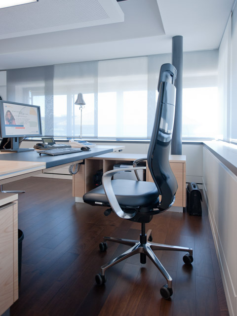 Volksbank Automatenwand Schreiner