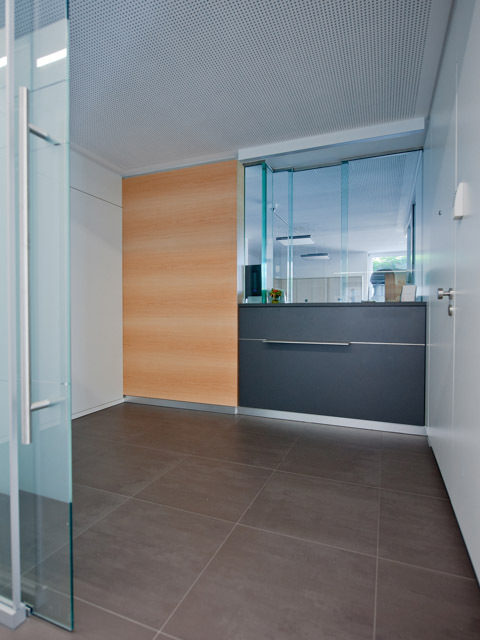 Automatenwand Bankeinrichtung