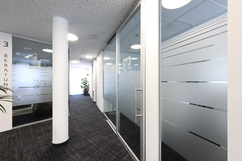 Volksbank Bankeinrichtung Innenausbau Schreiner