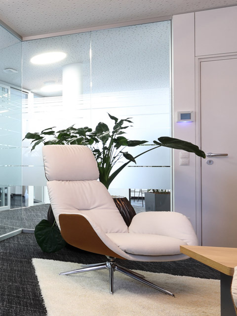 Volksbank Leimen Wooom von Klöber Bestuhlung