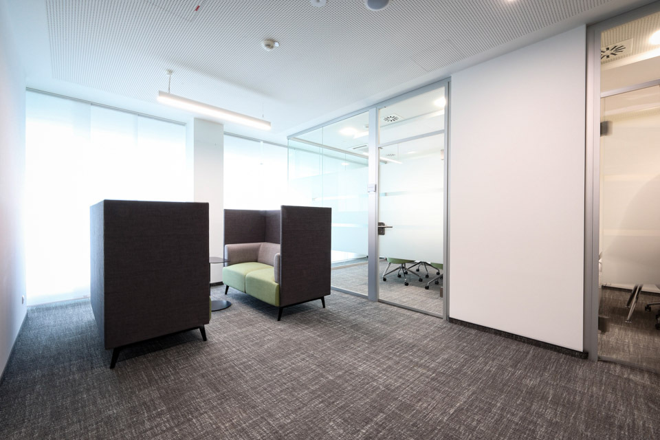 BBBank Darmstadt Loungemöbel Besprechung